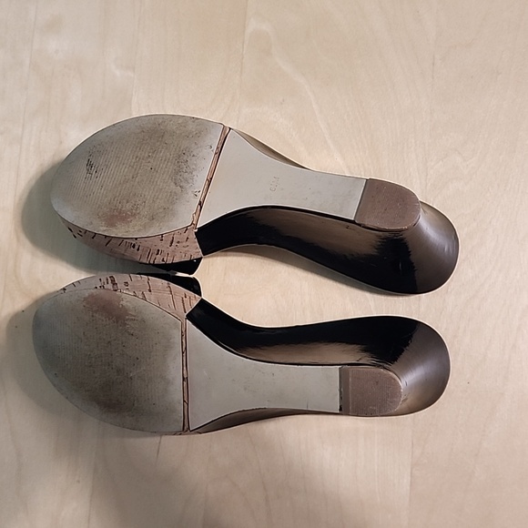 MARC FISHER MFOSTRA black patent leather wedge sandals. Size 6.5M - Picture 8 of 9